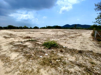 ที่ดิน สถานีขนส่งหัวหิน : ขายที่ดินวิวสวยราคาถูก  4-3-75 ไร่    เหมาะสำหรับพัฒนาเป็นที่อยู่อาศัย - ต้องมาดู!