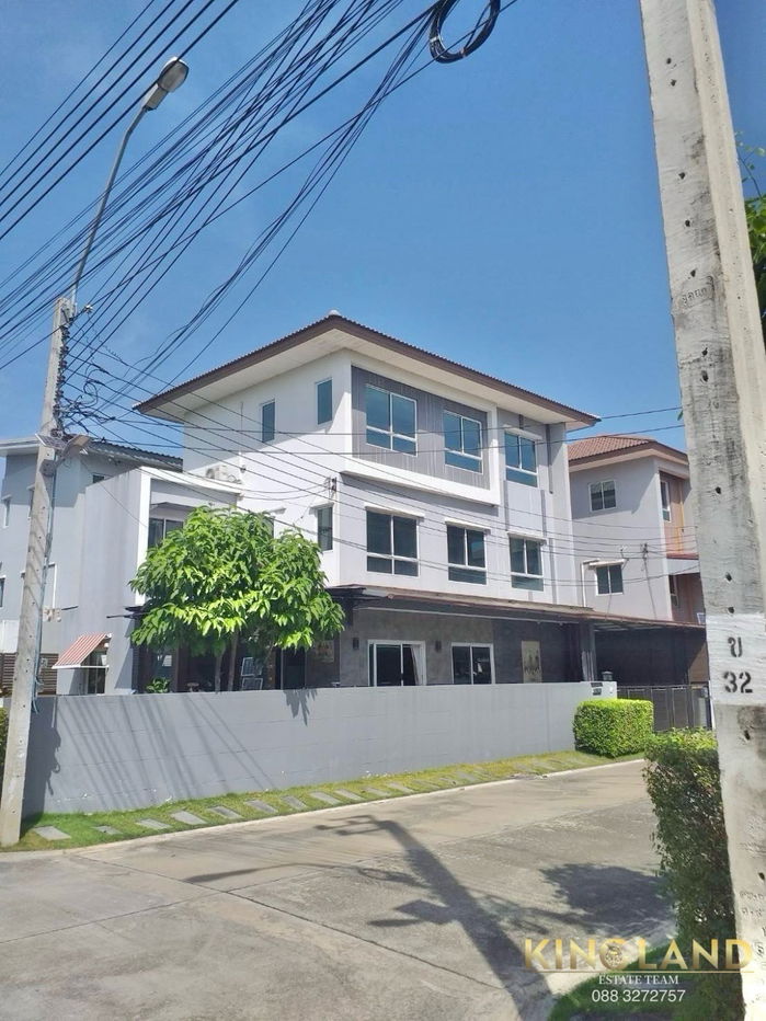 รูป 💛ให้เช่าบ้านเดี่ยว 3 ชั้น💛 ไซต์ใหญ่พิเศษ พื้นที่ 75 ตรว. หมู่บ้านคาซ่าแกรนด์สุขาภิบาล5 เฟอร์นิเจอร์ครบ - รูปที่ 1/19