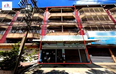 อาคารพาณิชย์ กรุงเทพมหานคร : อาคารพาณิชย์ติดริมถนนหลักเพชรเกษม มีที่จอดรถด้านหลัง