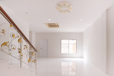 Townhome for sale, renovated throughout the house in the heart of the city, Grand Vienna Rama 3, 193 sq m., 24.8 sq wa.