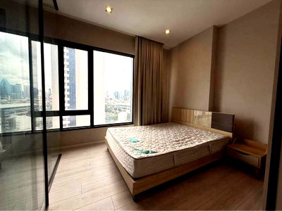 Condos for sale Chulalongkorn University : The Room                   Phayathai