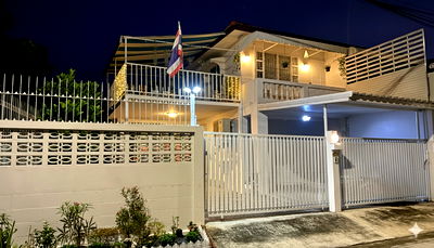 บ้านแฝด กรุงเทพมหานคร : ขายบ้านแฝดอารมณ์บ้านเดี่ยว สไตล์มินิมอล สวย สะอาด ปรับปรุงใหม่ พร้อมอยู่   ทำเลสะดวก ใกล้ Central ปิ่นเกล้า