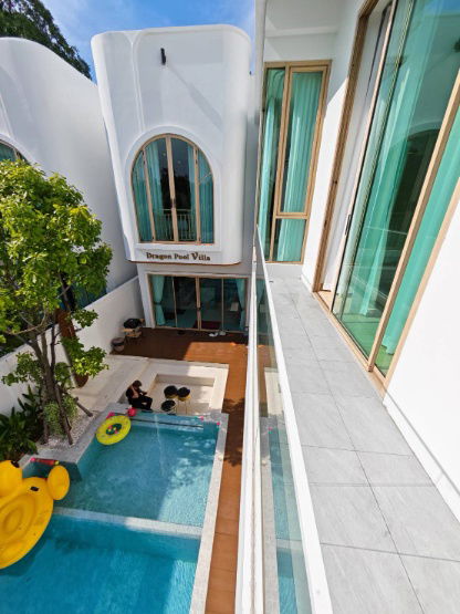 รูป พูลวิลล่าหรูฝั่งทะเลพัทยา ห่างจากหาดจอมเทียนเพียง 500เมตร ใกล้จอมเทียนสายสอง - รูปที่ 18/36