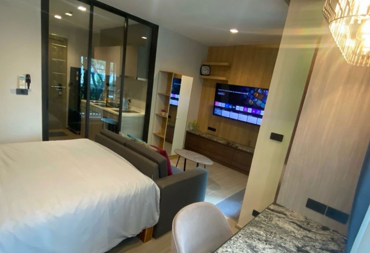 รูป เช่า ไลฟ์ อโศก - พระราม 9 สวย ถูก เฟอร์ครบ ใกล้ MRT พระราม 9 สนใจแอตไลน์ครับ@841qqlnr - รูปที่ 4/11