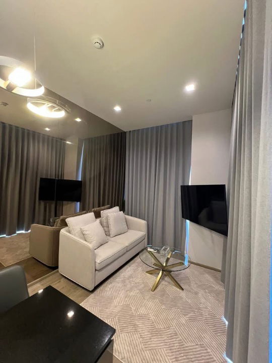 picture The Crest Park Residences - 2/13