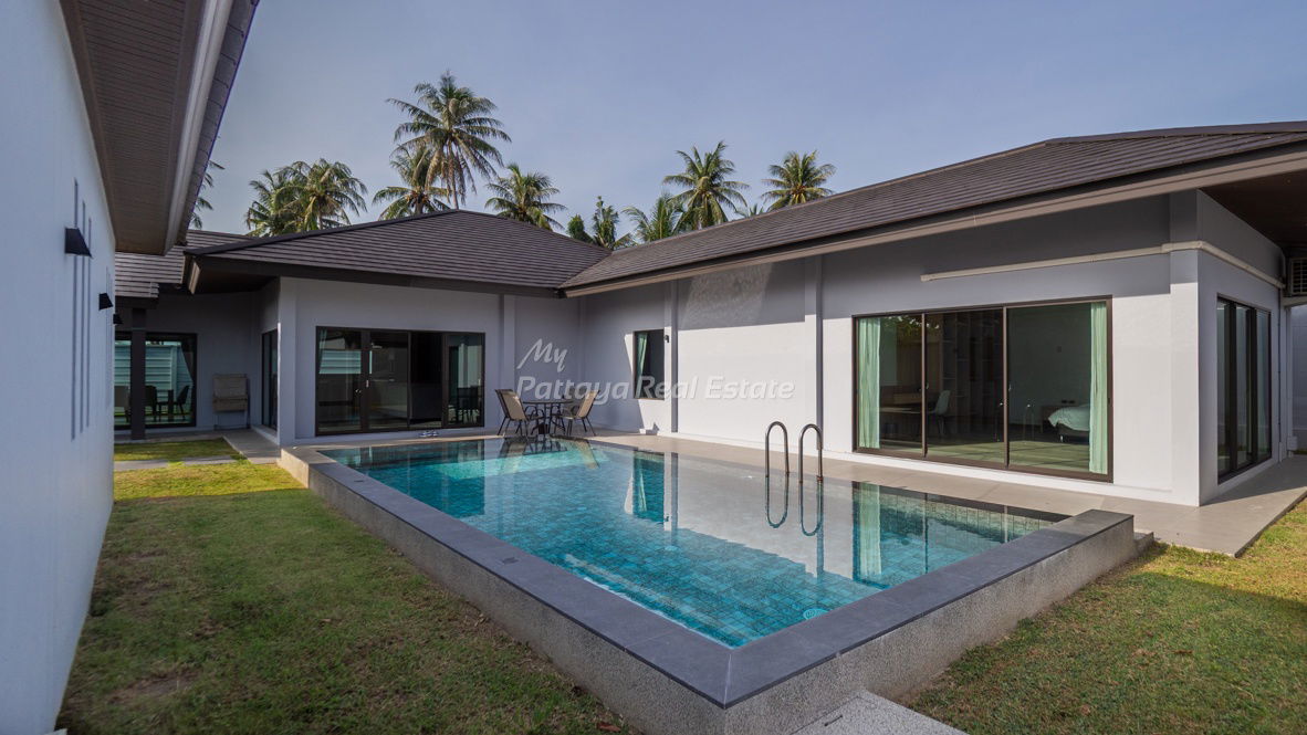 รูป HEBP604 - ขายบ้านวิลล่า 3 ห้องนอน บ้านพัทยา 6 - รูปที่ 1/30