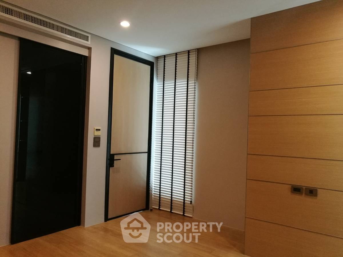 picture 2-BR Condo at Bright Sukhumvit 24 Condominium near BTS Phrom Phong (ID 2327231) - 18/41