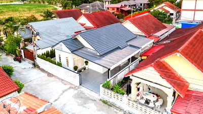 บ้านเดี่ยว ถนนพรประภานิมิต : ขายบ้านสวยพัทยา ทำเลทอง – ใกล้มาบประชัน ตกแต่งเฟอร์นิเจอร์ครบทั้งบ้าน