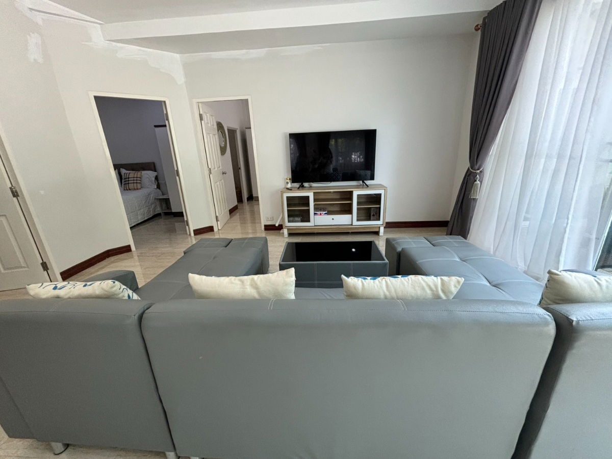 picture A Modern Designed 3 Bed House for Rent 1 Minute Walk Distance to Mae Phim Beach - 3/26