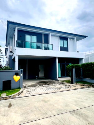 Houses for rent : Single House for Rent – 2 Storeys, 4 Bedrooms, 5 Bathrooms – CENTRO Vibhavadi Fully furnished and decorated