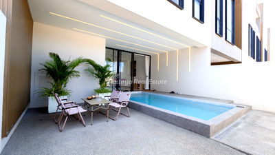 บ้านเดี่ยว พิพิธภัณฑ์ยางพารา  : HCAVR01 - ขายบ้านวิลล่า 4 ห้องนอน ออร่า วิลล่า