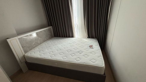 Lumpini Suite Dindaeng Ratchaprarop【𝐒𝐄𝐋𝐋 & 𝐑𝐄𝐍𝐓】🔥อบอุ่นเรียบง่ายด้วยเฟอร์โทนไม้อ่อน เติมความโคซี่ให้ทุกมุมพักผ่อน🔥 ติดต่อไลน์ไอดี: @hacondo