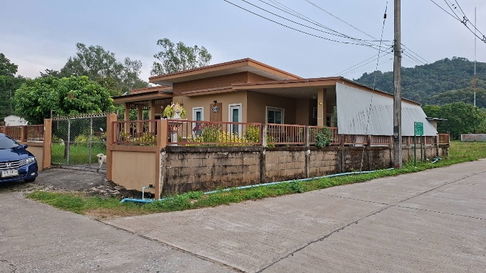 บ้านสวย สร้างใหม่ หลัง รพ.แม่จัน เดินทางสะดวก