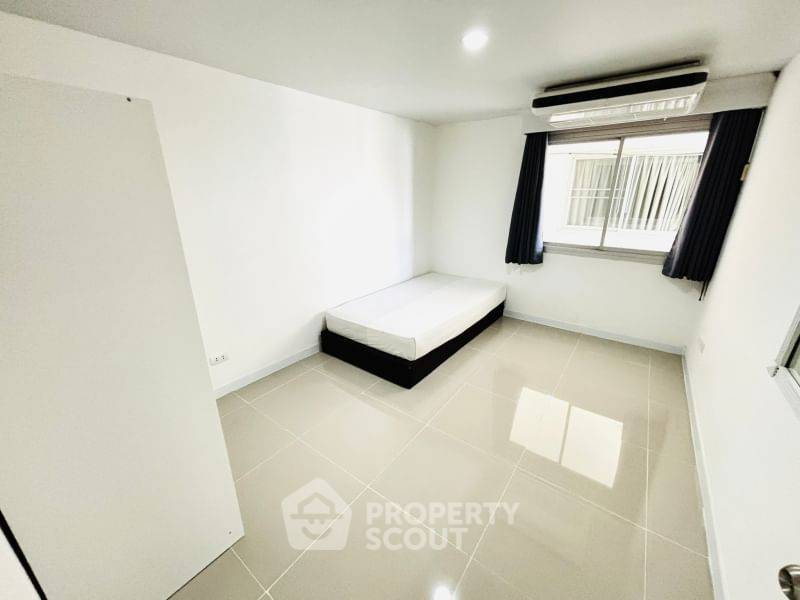 รูป คอนโด 2-ห้องนอน ที่ วอเตอร์ฟอร์ด พาร์ค พระราม 4 ใกล้ BTS พระโขนง (ID 1728398) - รูปที่ 10/13