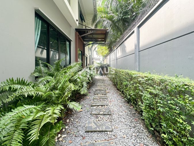 4-bed house for sale, 175 sqm, 55.4 sq wah, Setthasiri Charun - Pinklao