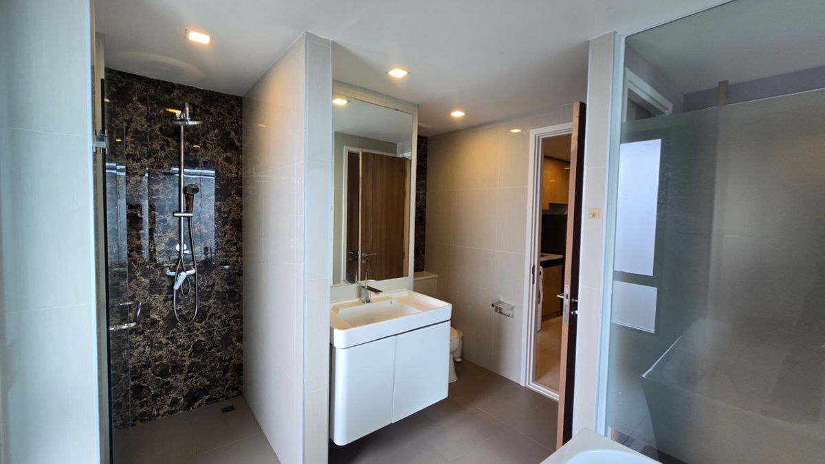 picture For Rent – The Star Hill Condo, Chiang Mai Spacious 2BR, 65 Sq.m.| 5 mins to Nimman & CMU - 10/13