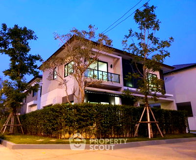 ขายบ้านเดี่ยว : บ้าน 4-ห้องนอน ที่ เซนโทร รามอินทรา-จตุโชติ ใน ออเงิน (ID 1459475)