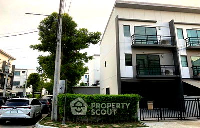 ทาวน์โฮม เขตสายไหม : ทาวน์เฮาท์ 4-ห้องนอน ใน คลองถนน (ID 2430964)