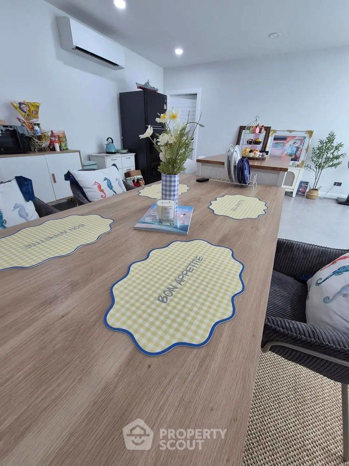 รูป บ้าน 4-ห้องนอน ใกล้ พัทยาตะวันออก (ID 2437217) - รูปที่ 6/11