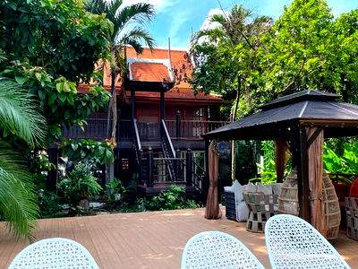 Houses for sale สถาบันเทคโนโลยีไทย-ญี่ปุ่น : Luxury Pool Villa for Sale  59 THB in Pattanakarn 20