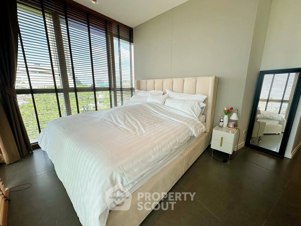 รูป คอนโด 2-ห้องนอน ที่ เดอะ ริเวอร์ คอนโดมิเนียม ใกล้ BTS สะพานตากสิน (ID 2387760) - รูปที่ 10/13