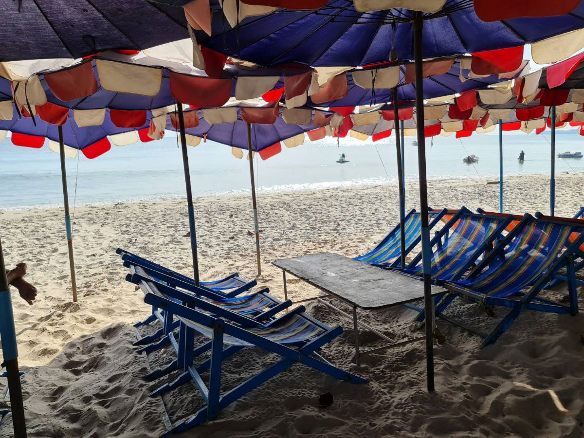 picture A Modern Designed 3 Bed House for Rent 1 Minute Walk Distance to Mae Phim Beach - 22/26