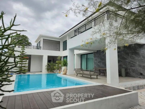 บ้าน 4-ห้องนอน ใกล้ พัทยาตะวันออก (ID 2437217)