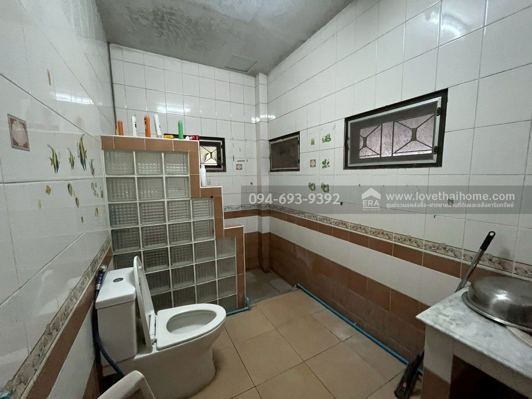 รูป ขายบ้านเดี่ยว 2 ชั้น หมู่บ้านเพชรเกษม3 ซอยเพชรเกษม94 พุทธมณฑลสาย2 พื้นที่ 60 ตรว. สวย ราคาพิเศษ เหมาะสำหรับครอบครัวใหญ่ ราคาคุยได้สุดๆ จริงๆ - รูปที่ 11/12