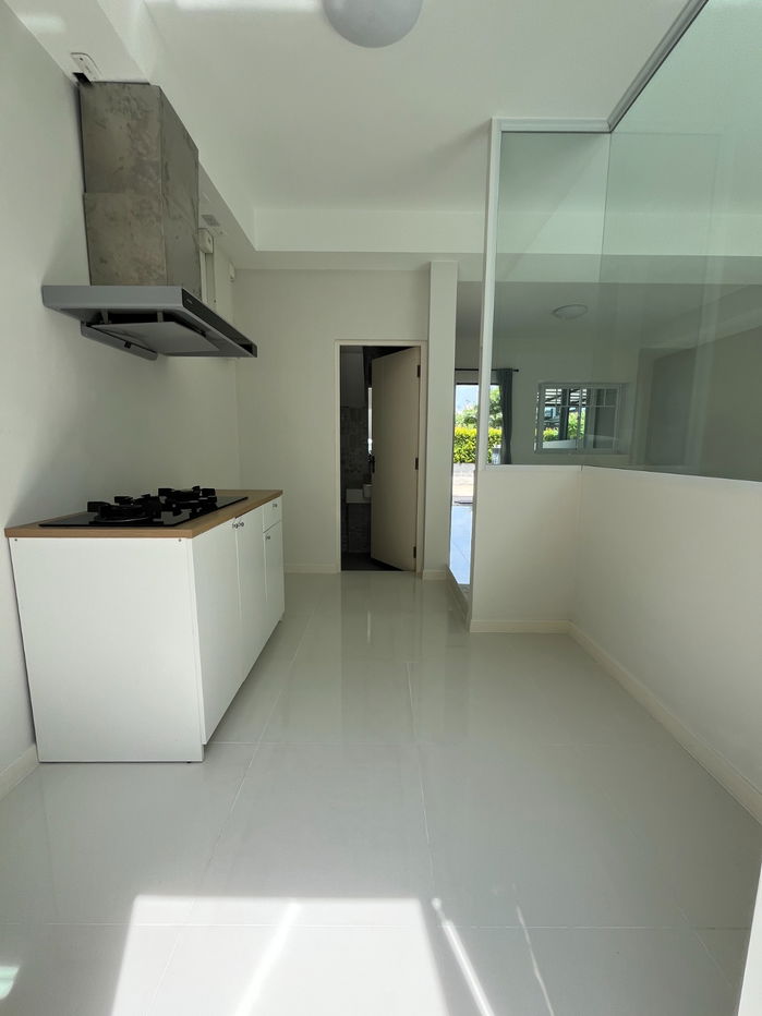 รูป ขายบ้าน Indy 2 ศรีนครินทร์ ทาวน์โฮมสไตล์อังกฤษ 2 ชั้น ใกล้รถไฟฟ้าสายสีเขียว - รูปที่ 8/16