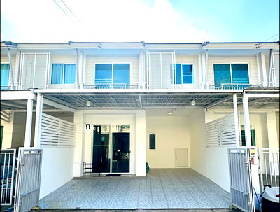 เช่าทาวน์โฮม ศาลหลักเมืองจังหวัดเชียงใหม่ : ให้เช่าทาวน์โฮม โครงการพฤกษาวิลล์ 95 เชียงใหม่ เฟอร์นิเจอร์ + เครื่องใช้ไฟฟ้าครบ ใกล้สนามบิน เซ็นทรัลเฟส T.0946511456