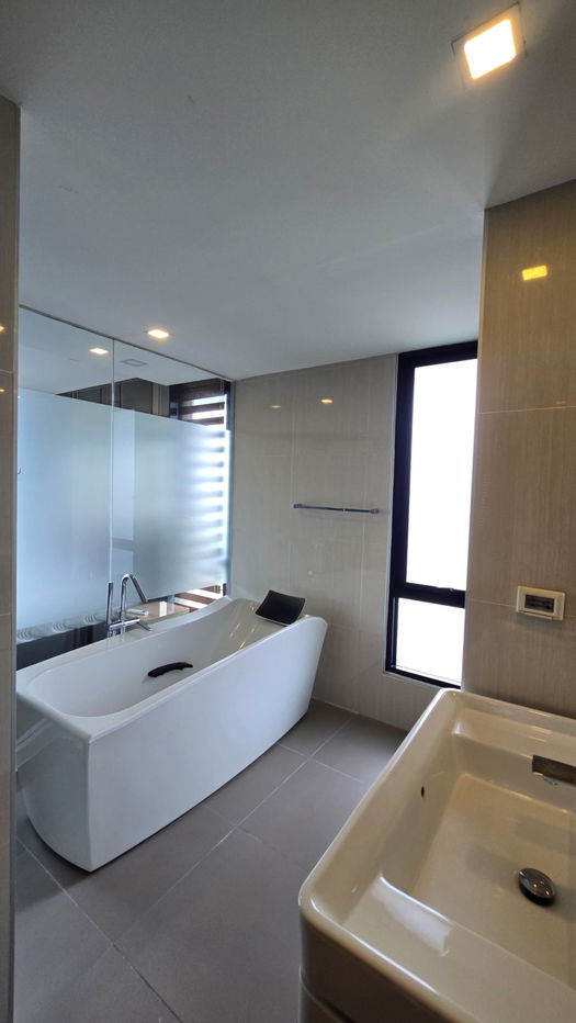 picture For Rent – The Star Hill Condo, Chiang Mai Spacious 2BR, 65 Sq.m.| 5 mins to Nimman & CMU - 9/13