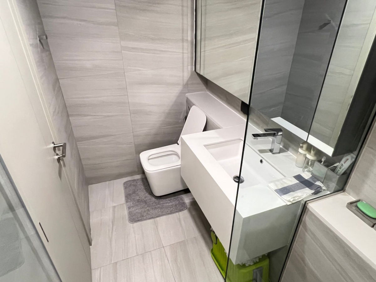 รูป Park Origin Chula Samyan【𝐒𝐄𝐋𝐋 & 𝐑𝐄𝐍𝐓】🔥โปร่งสว่างในโทนมินิมอล เพิ่มความผ่อนคลายให้การใช้ชีวิตใจกลางเมือง🔥 ติดต่อไลน์ไอดี: @hacondo - รูปที่ 10/10