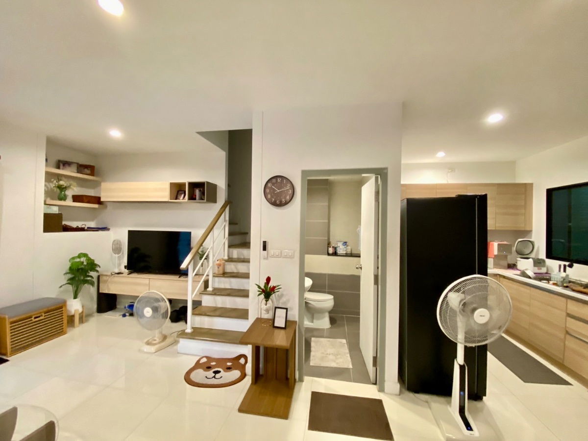 รูป ขายทาวน์โฮม 3 ชั้น สัมมากร อเวนิว รามอินทรา–วงแหวน | 194 ตร.ม. | 3 นอน 4 น้ำ | ใกล้รถไฟฟ้าสายสีชมพู เพียง 4 นาที - รูปที่ 5/26