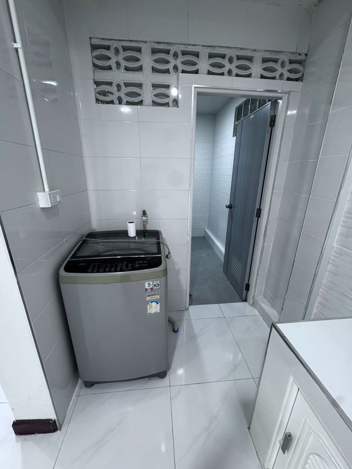 รูป [ให้เช่า] ทาวน์โฮม รัชดา 18, ห้วยขวาง | 5 ห้องนอน *สนใจติดต่อ Line @280ptgmm - รูปที่ 10/19