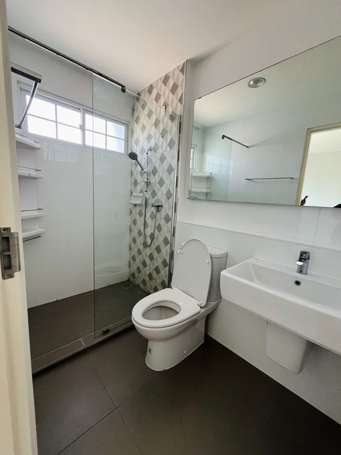 รูป ขายบ้าน Indy 2 ศรีนครินทร์ ทาวน์โฮมสไตล์อังกฤษ 2 ชั้น ใกล้รถไฟฟ้าสายสีเขียว - รูปที่ 2/16