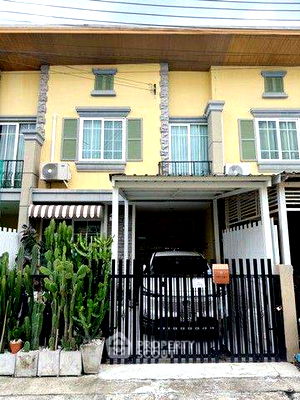 ทาวน์โฮม เขตประเวศ : ทาวน์เฮาท์ 4-ห้องนอน ที่ โกลเด้น ทาวน์ 2 อ่อนนุช-พัฒนาการ ใน ประเวศ (ID 2237367)