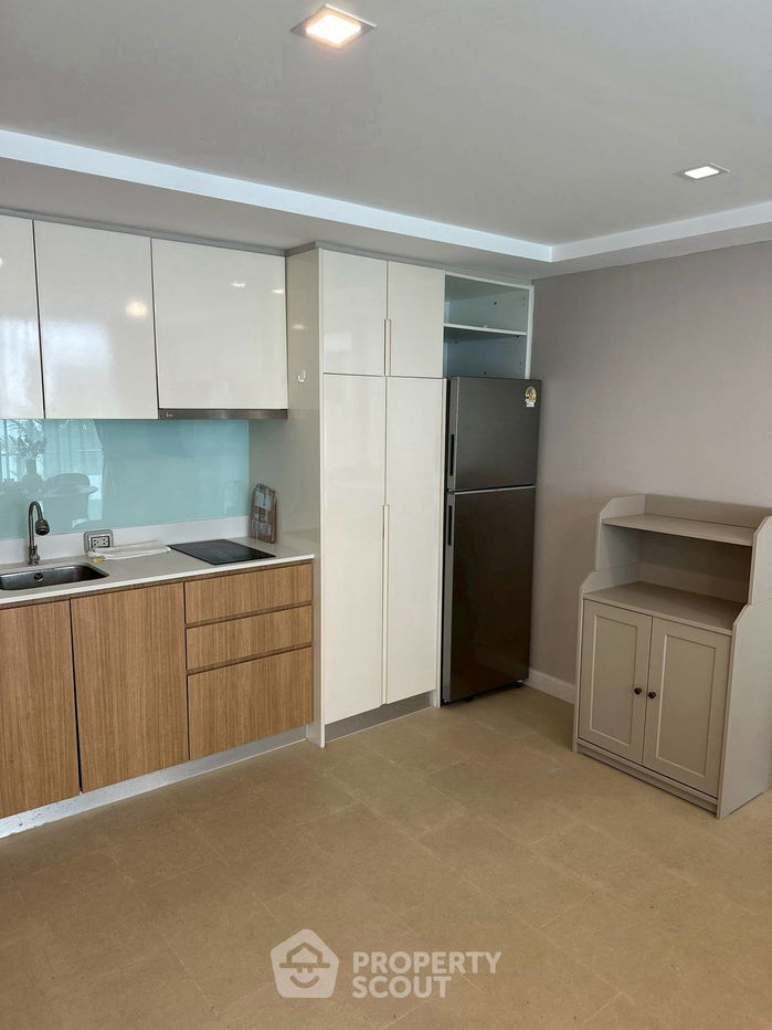 picture 2-BR Condo at Aurora Pratumnak close to Phratamnak (ID 2435478) - 7/11