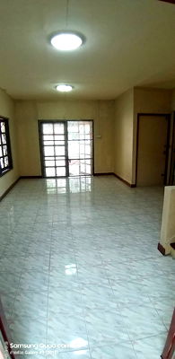 ทาวน์โฮม เมืองสมุทรปราการ สมุทรปราการ : หมู่บ้านพฤกษา15 ซ.22/5 ถ.บางพลี-ตำหรุ