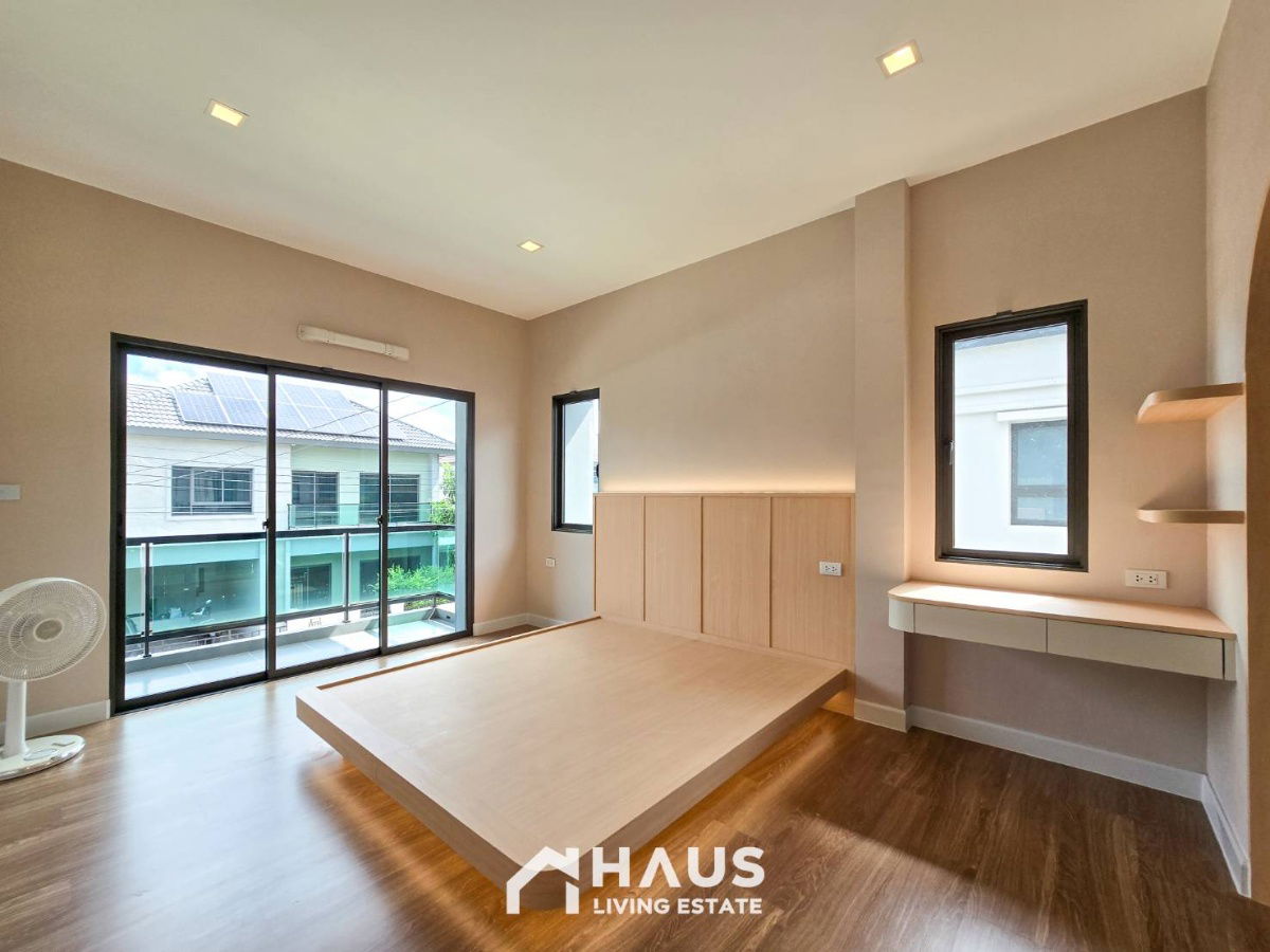 รูป ตกแต่งพร้อมอยู่ ใกล้ส่วนกลาง เฟสใหม่🔥 ขายบ้านเดี่ยว บางกอก บูเลอวาร์ด พระราม 5 🔥 / 4 ห้องนอน #HRM5004 - รูปที่ 14/20