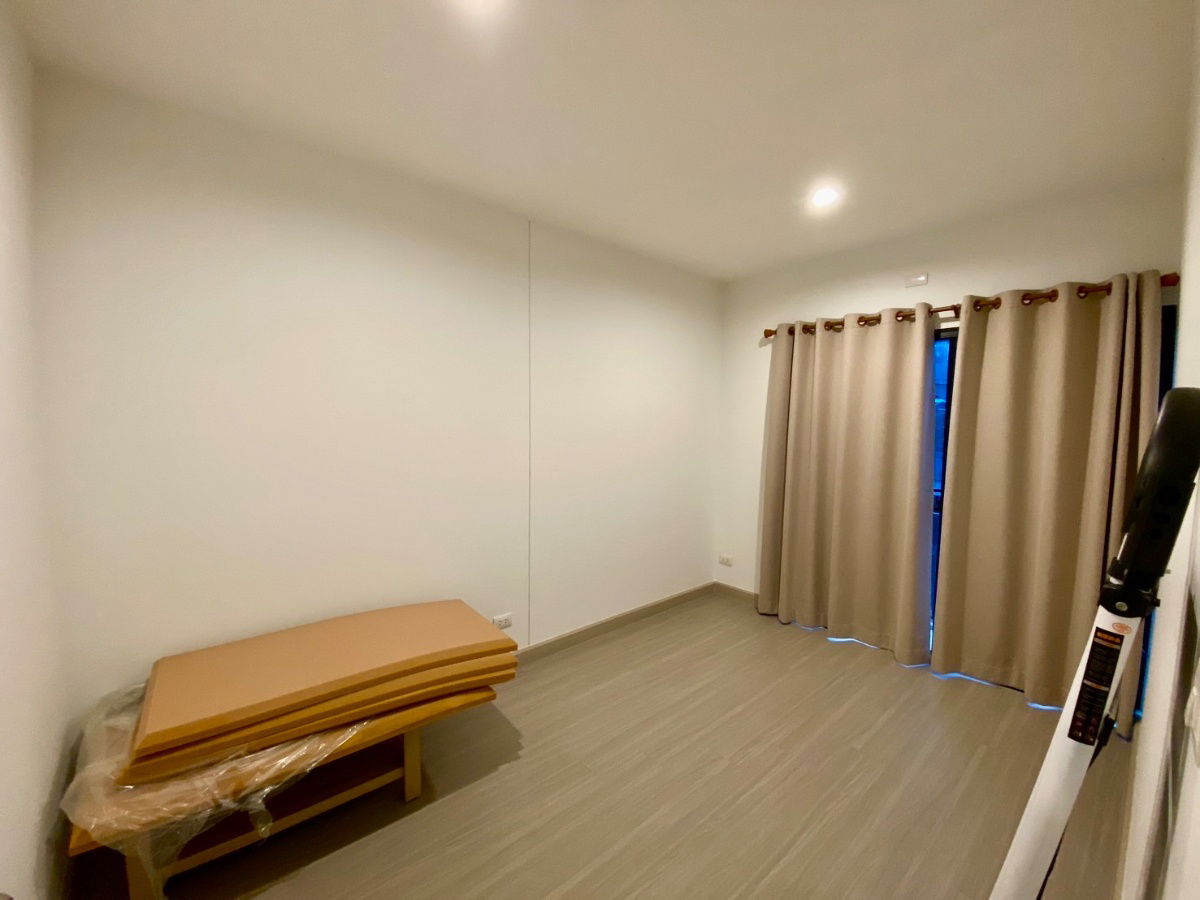 รูป ขายทาวน์โฮม 3 ชั้น สัมมากร อเวนิว รามอินทรา–วงแหวน | 194 ตร.ม. | 3 นอน 4 น้ำ | ใกล้รถไฟฟ้าสายสีชมพู เพียง 4 นาที - รูปที่ 8/26