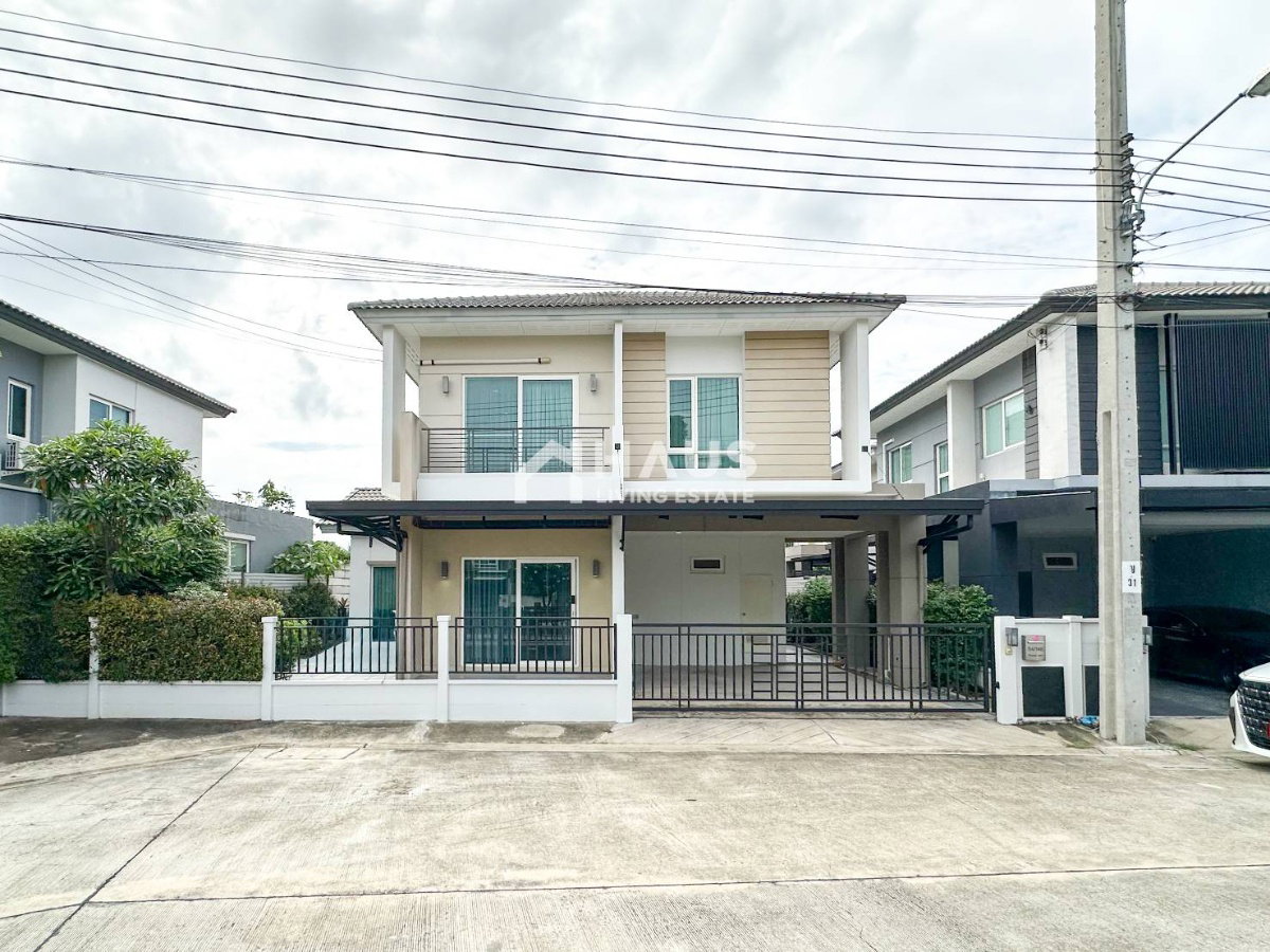 แปลงหน้าสวน บ้านใหม่ พร้อมอยู่  ✨ ทุกองค์ประกอบทำให้หลังนี้คุ้มที่สุดในโครงการ 🌟  🔥 ขายบ้านเดี่ยว เซนโทร ราชพฤกษ์ 🔥 / 4 ห้องนอน #HRM5010