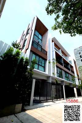 เช่าทาวน์โฮม เอไอเอ สาทร ทาวเวอร์ : เช่า ทาวน์โฮม ซอยสวนพลู 1 สาทร 3 ทำเลดีใจกลางสาทร เดินทางสะดวก ใกล้ BTS–MRT 