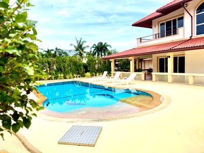 บ้านเดี่ยว เขาชีจรรย์ : HB0002 - ขายบ้านวิลล่า 4 ห้องนอน บางสเร่