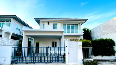 ขายบ้านเดี่ยว : ขายบ้านเดี่ยว มัณฑนา บางนา-วงแหวน หลังมุม ใกล้สนามบินสุวรรณภูมิ