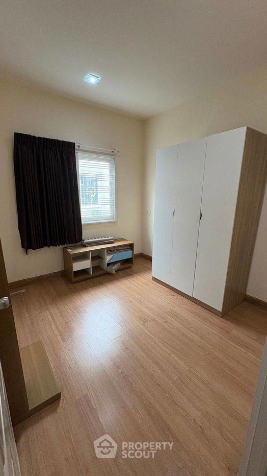 รูป ทาวน์เฮาท์ 4-ห้องนอน ใกล้ MRT แยกติวานนท์ (ID 2430992) - รูปที่ 7/14