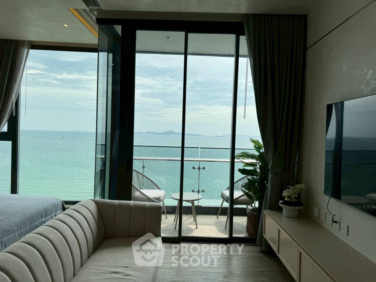 picture 1-BR Condo at AROM WONGAMAT close to Sanctuary of Truth (ID 2285304) - 4/11