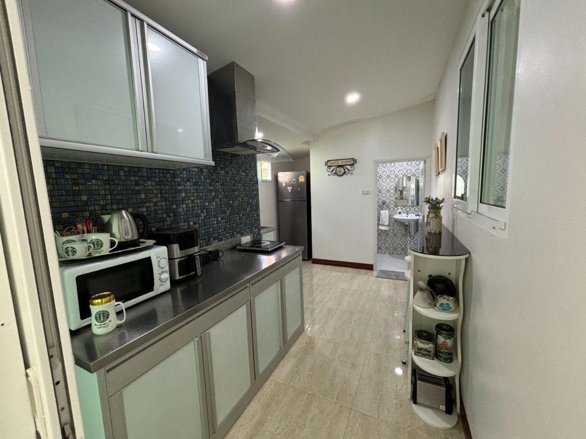 picture A Modern Designed 3 Bed House for Rent 1 Minute Walk Distance to Mae Phim Beach - 18/26