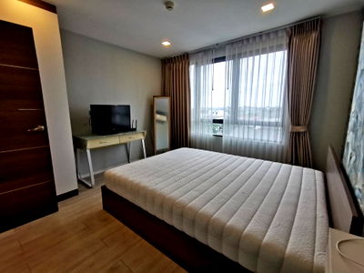 ขายคอนโด : ขายคอนโด atmoz ลาดพร้าว71  ถนนนาคนิวาส คอนโดสไตล์รีสอร์ท  ใกล้แหล่ง community mall  1ห้องนอน ตกแต่งครบ พร้อมเฟอร์ฯ