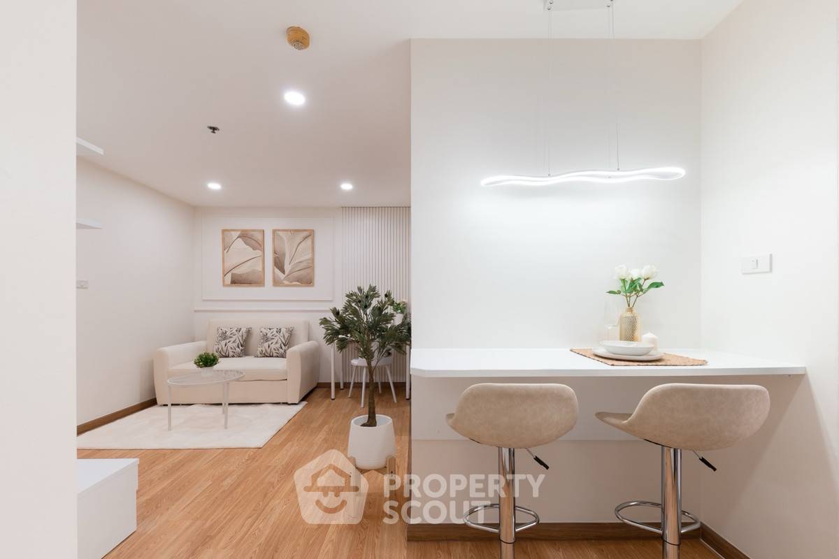 picture 1-BR Condo at The Trust Residence Pinklao in Arun Ammarin (ID 2435150) - 12/29