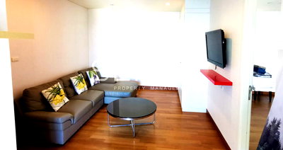 Condos for rent : 4 Beds 4 Baths with Bathtub 186 sq.m. Good Location BTS Thong Lo 600 m. / Condo For Rent-Ivy Thonglor